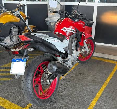 HONDA CB TWISTER ABS 